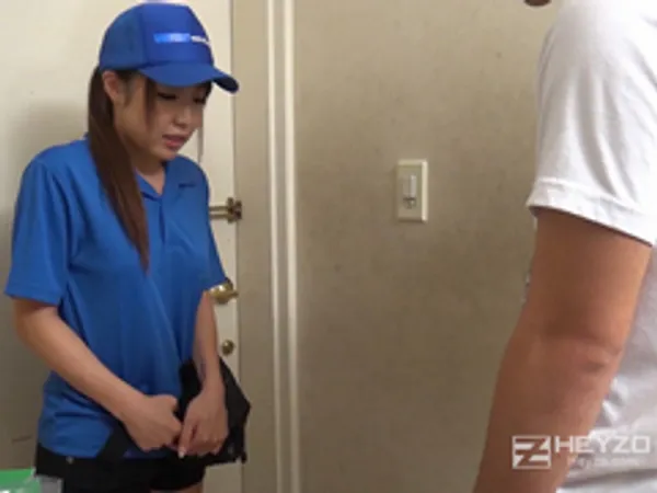 phim sex anime vietsub Giao pizza sai món, nữ nhân viên &quot;đền bù&quot; cho khách bằng... sex